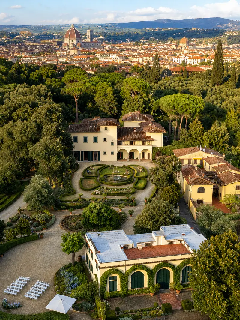 La villa e il giardino visti dall'alto